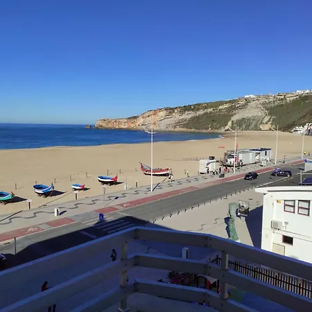 Beachfront Daire Nazaré