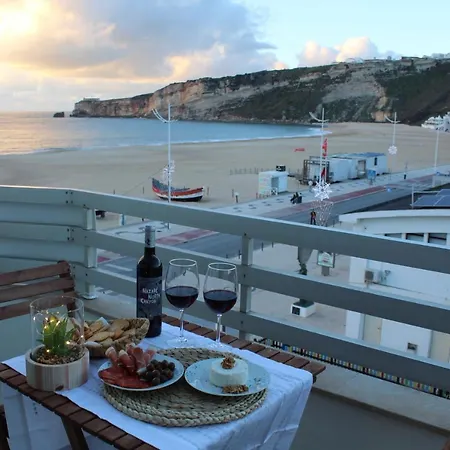 Beachfront Апартаменты *
